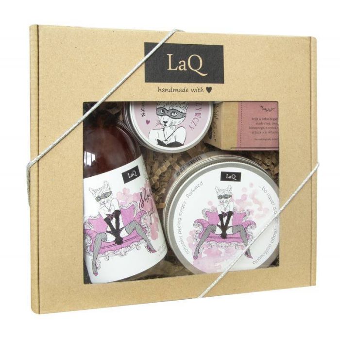 LaQ Blanket set shower gel 500ml + face wash mousse 100ml + face butter 50ml + body scrub 200ml